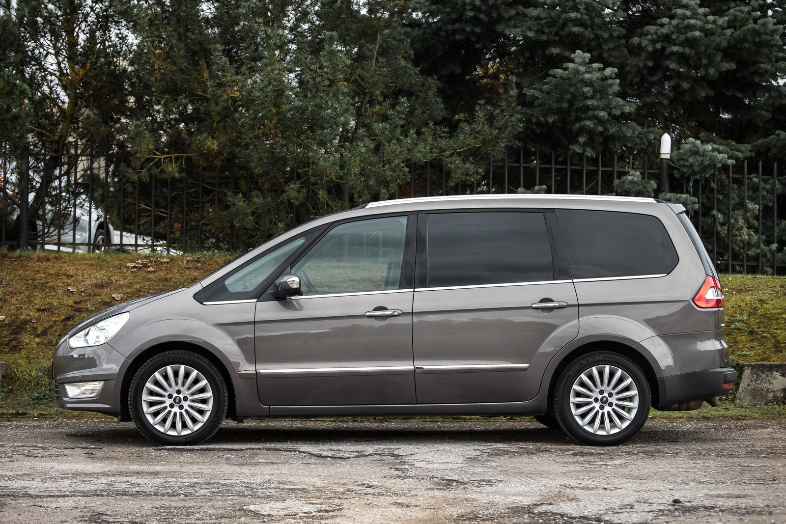 FORD GALAXY TITANIUM 2.0D 100KW