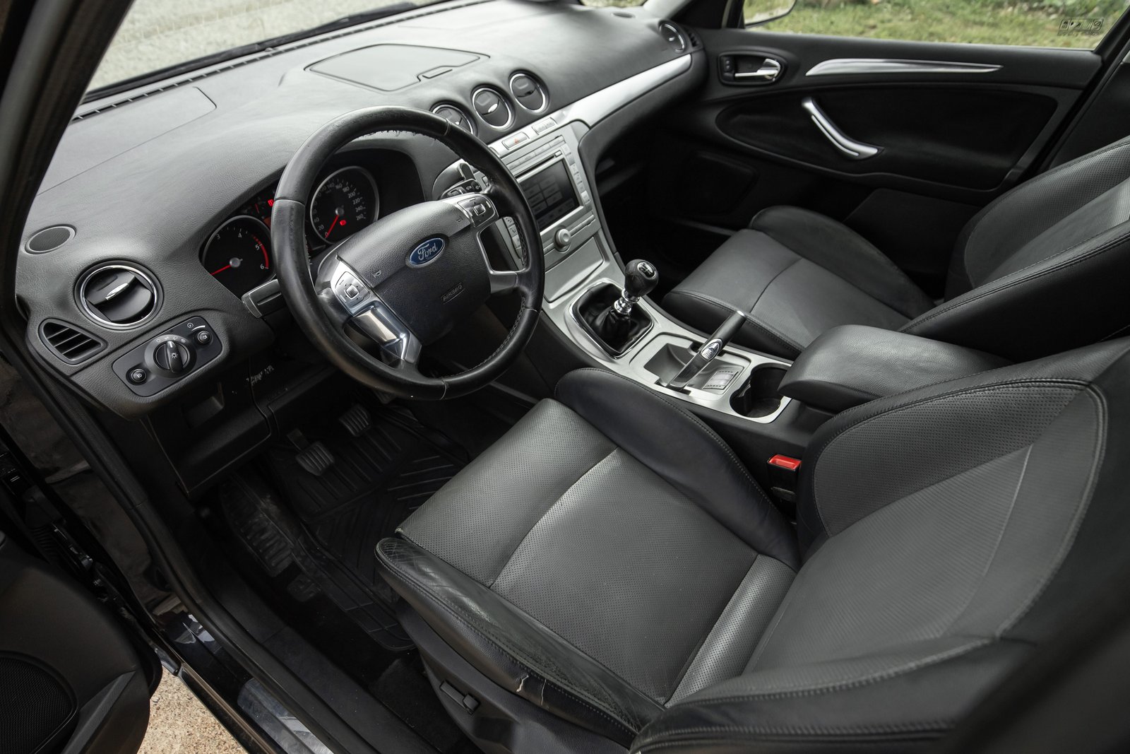 FORD S-MAX TITANIUM 2.0D 103KW