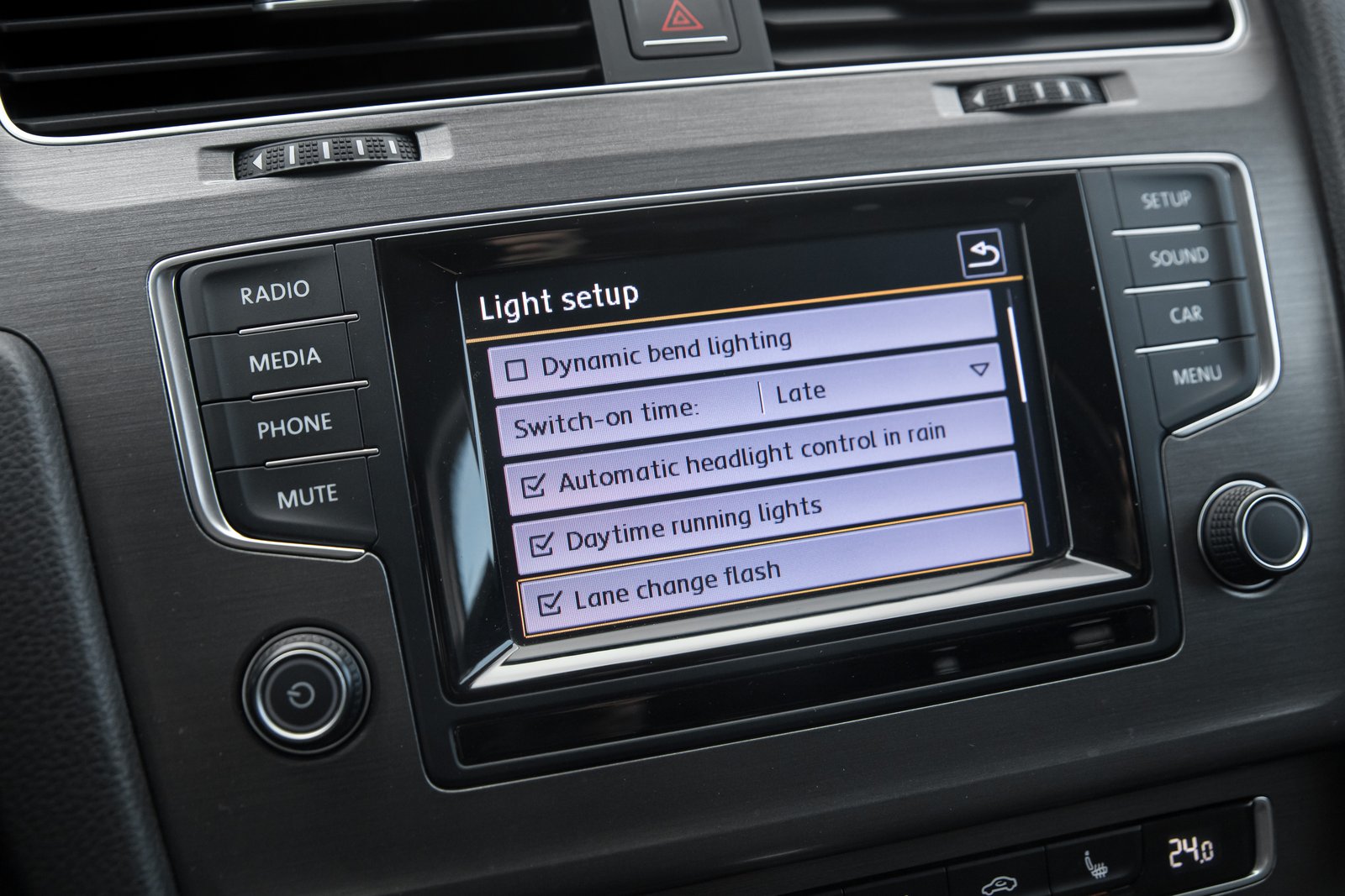 VW GOLF 7 R-LINE 1.6D AUTOMATS