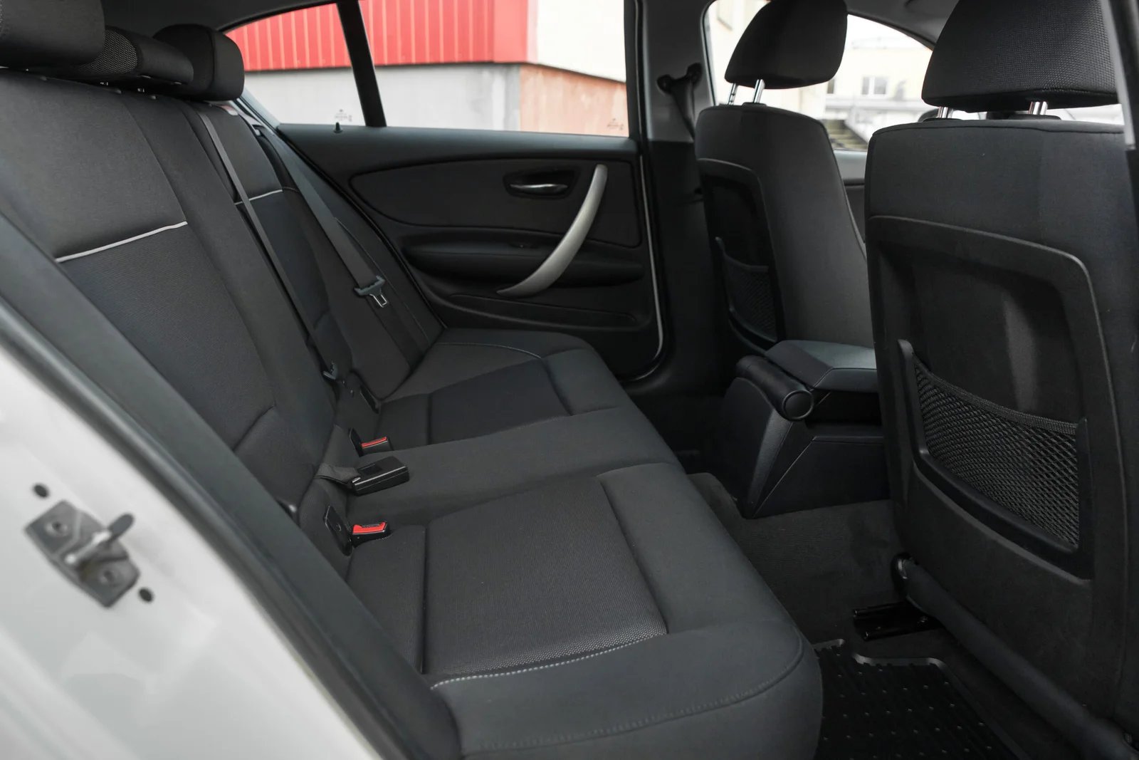 BMW 118D 2.0D 105KW ALPINEWEISS AUTOAMTS