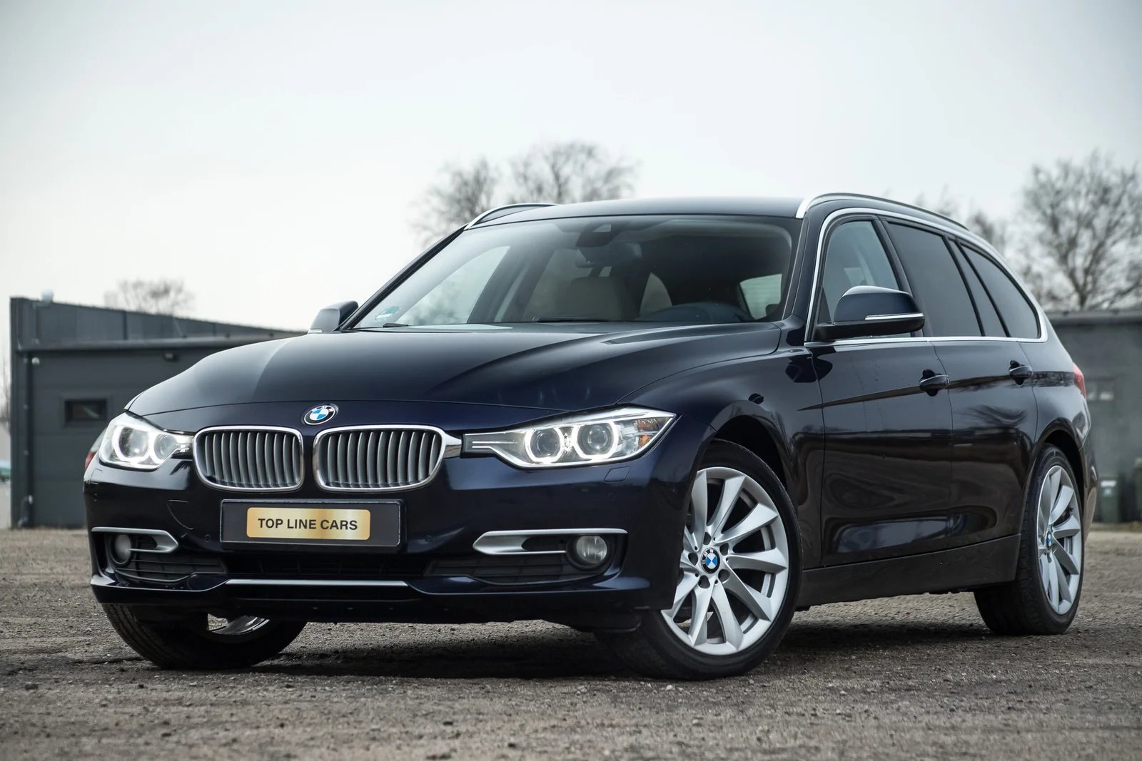 BMW 318D F30 2.0D INDIVIDUAL