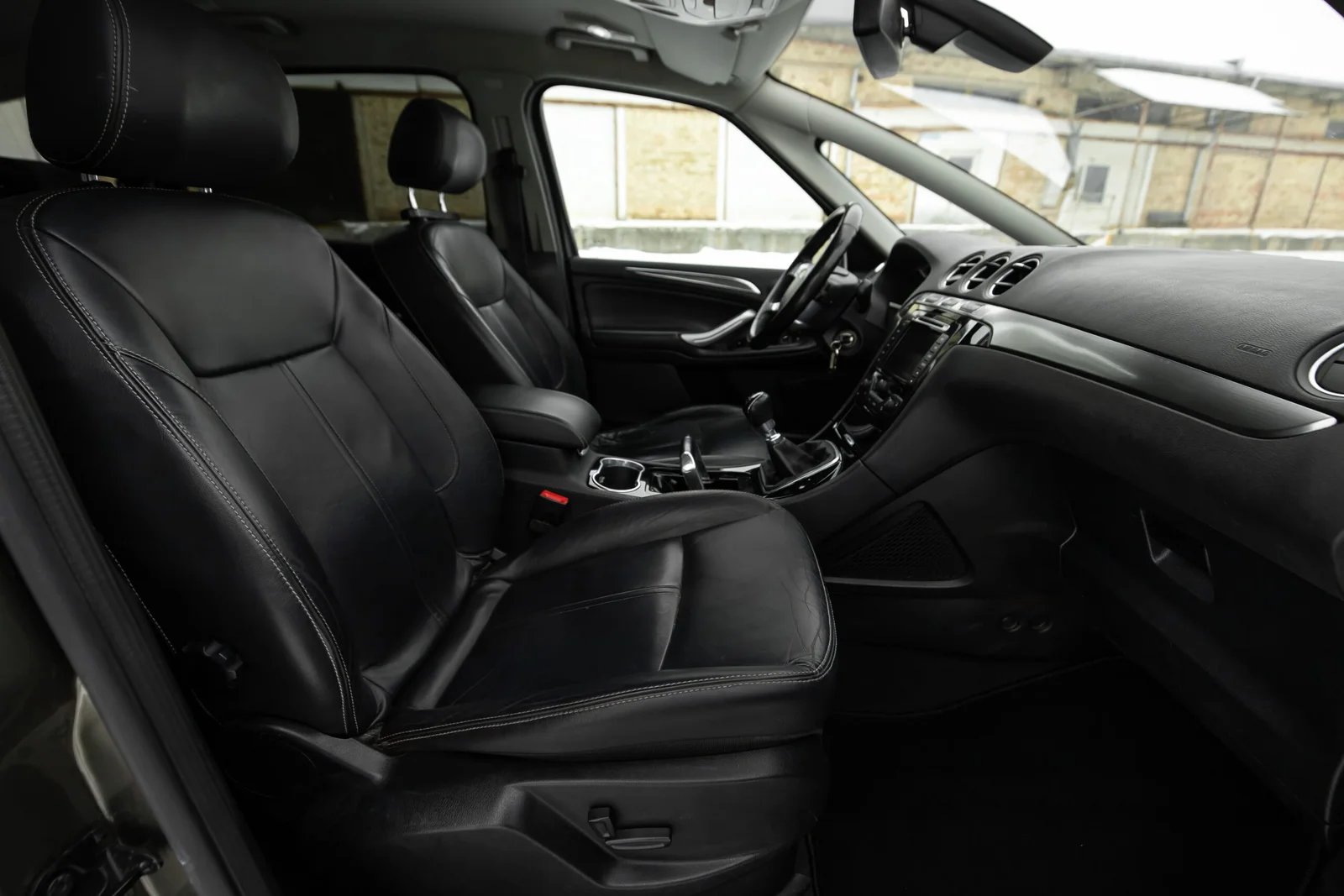 FORD S-MAX TITANIUM 2.0D 100KW FACELIFT 7SEATS