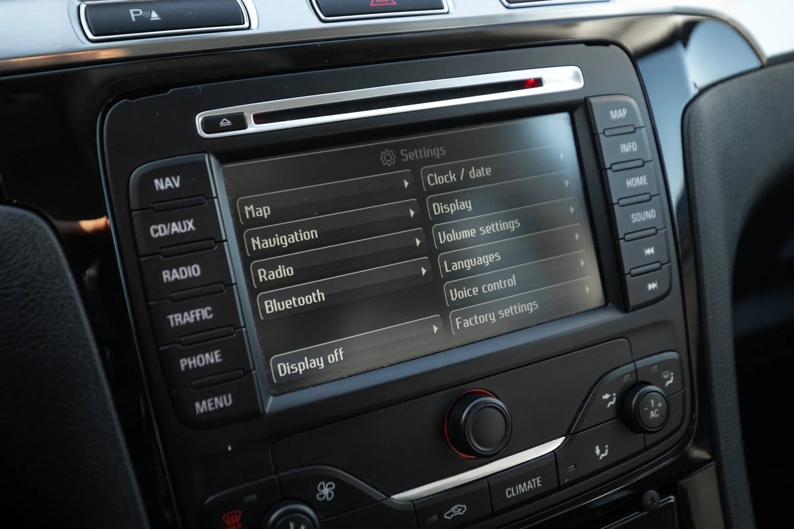 FORD S-MAX TITANIUM 2.2D 147KW AUTOMATS PILNAIS