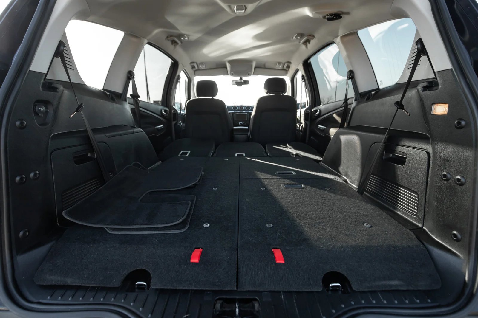 FORD S-MAX TITANIUM 2.2D 147KW AUTOMATS PILNAIS