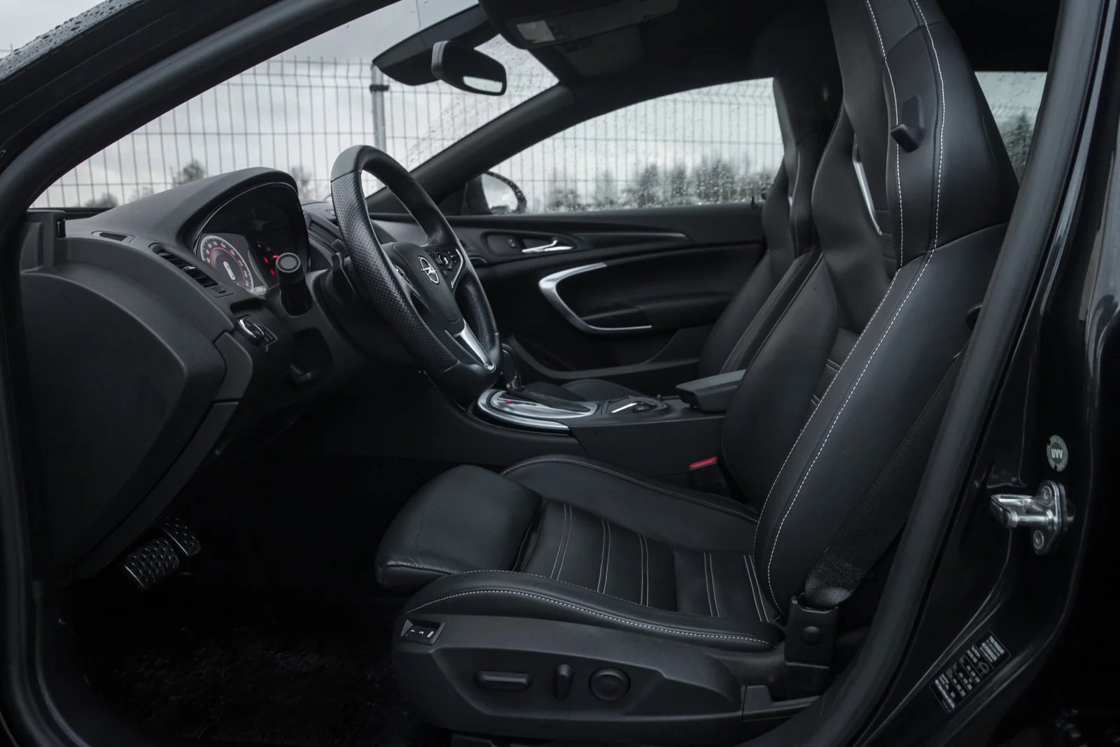 OPEL INSIGNIA OPC LINE 2.0D 143KW 4×4