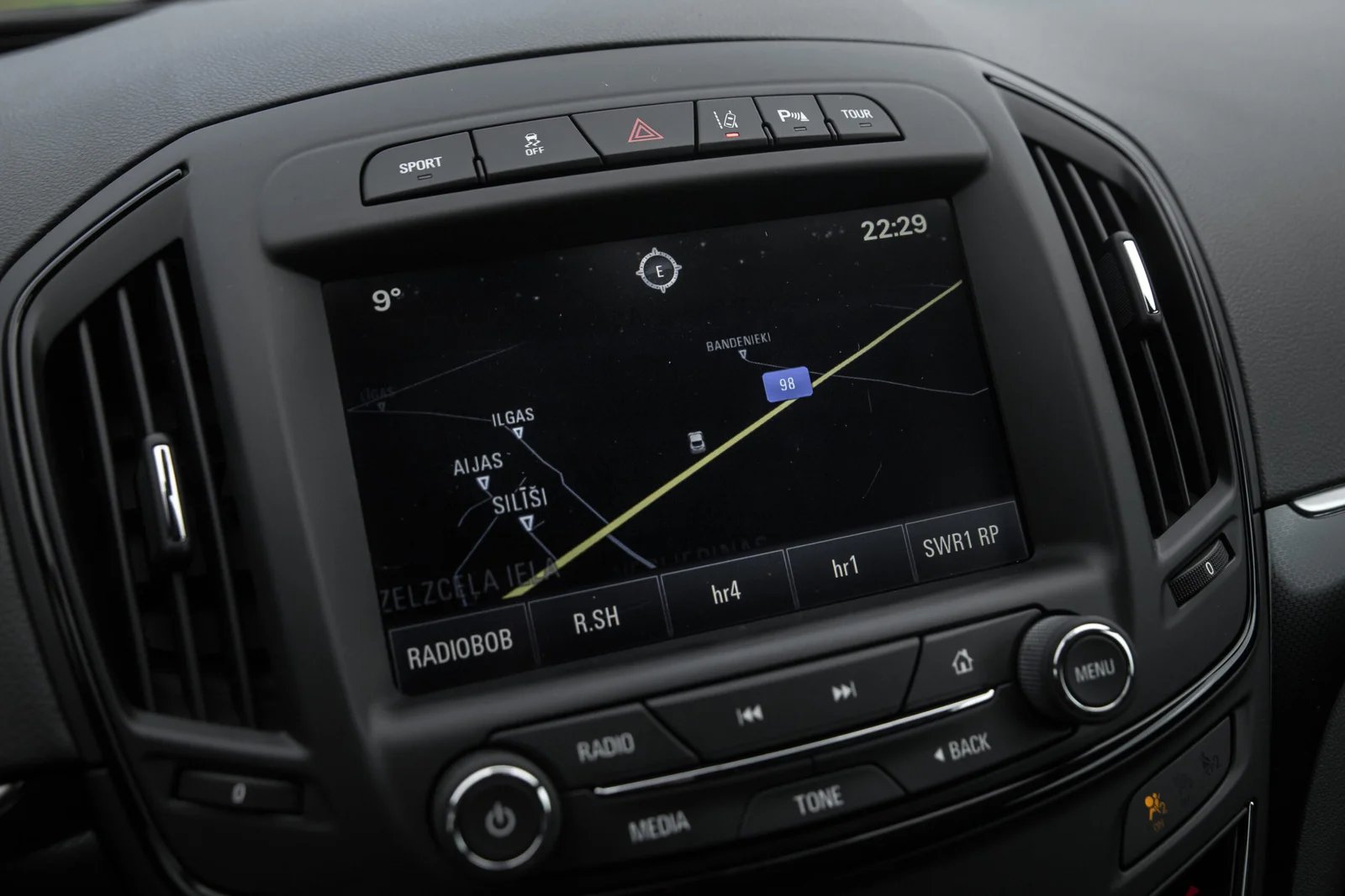 OPEL INSIGNIA OPC LINE 2.0D 143KW 4×4