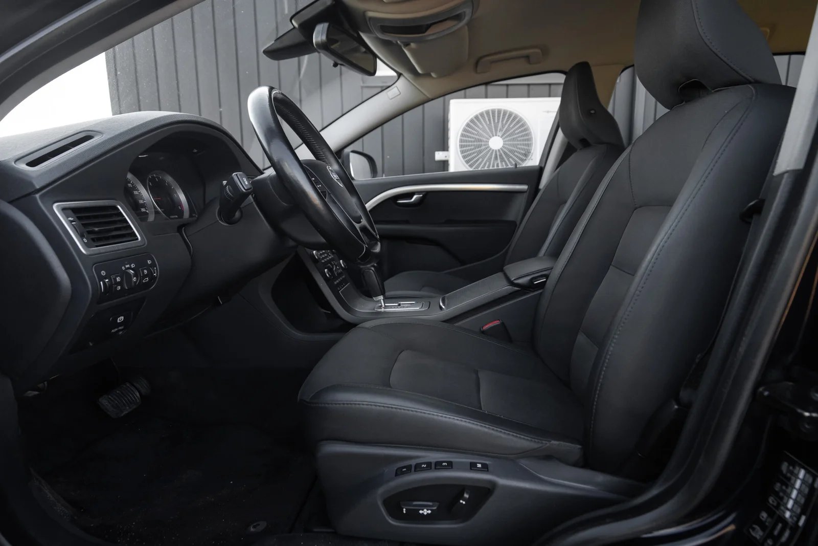 VOLVO V70 MOMENTUM 2.0D 120KW