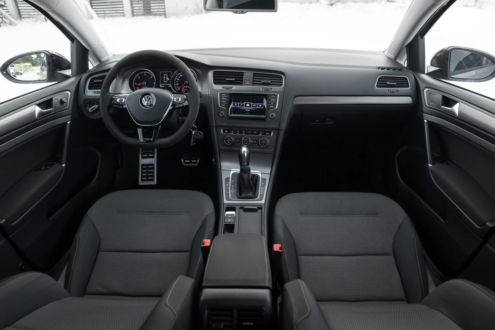 VW GOLF 7 SPORT 1.6D AUTOMATS